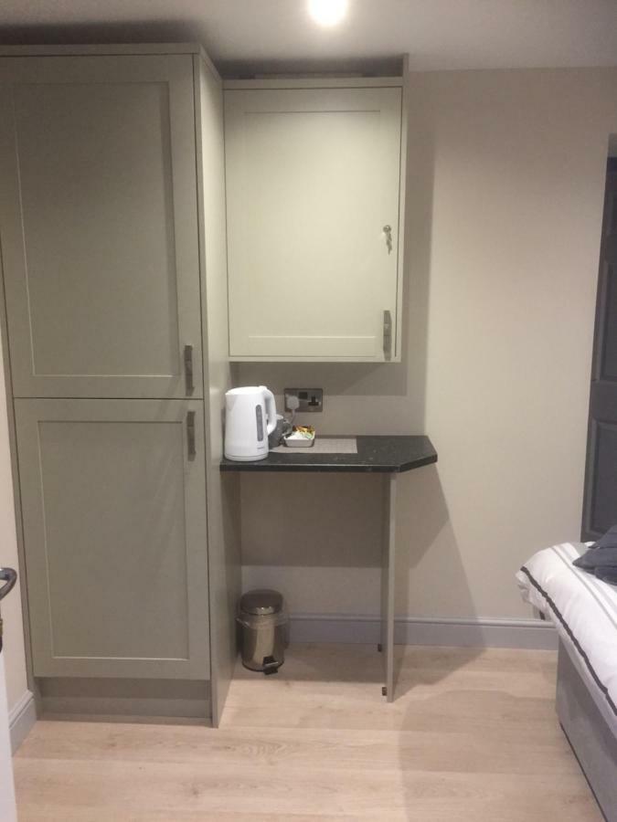 Private En-Suite Guestroom 루틴 외부 사진